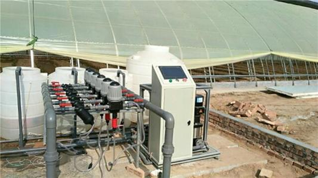 云南自动灌溉施肥机  农业物联网自动化滴灌设备